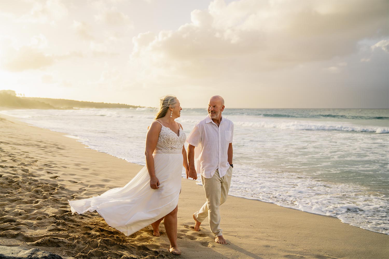 Wedding photo on Maui beach